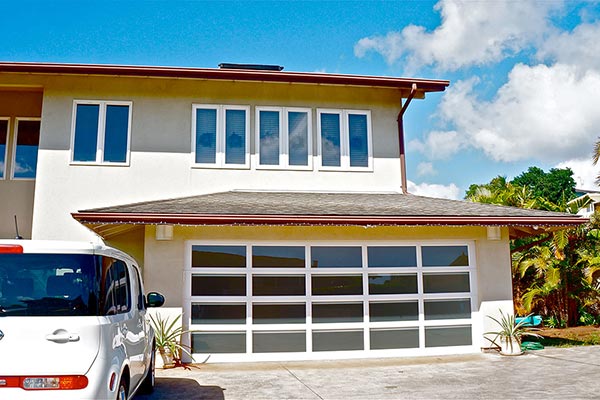 image of aluminum garage door on home by Raynor Hawaii