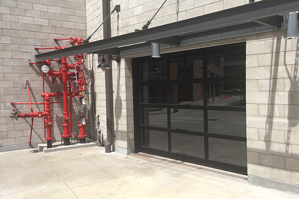 image of aluminum door at storefront