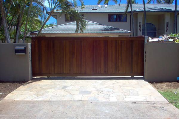 image of custom gate by Raynor