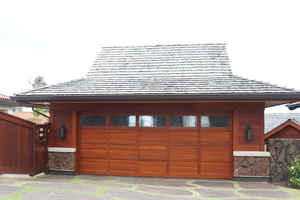 image of residential wood garage door by Raynor