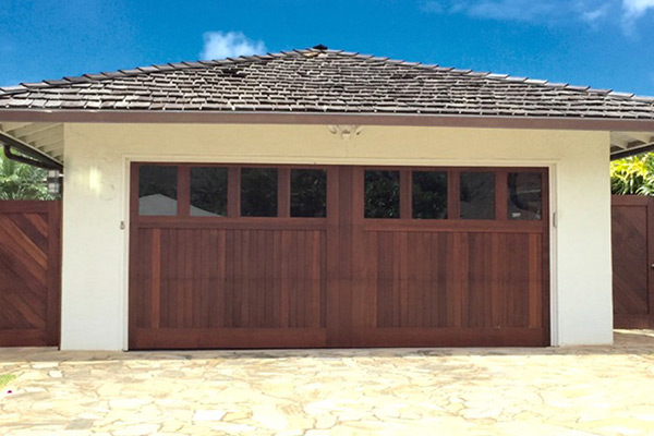 image of wood door installed by Raynor Hawaii