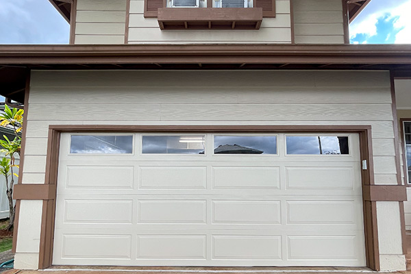 image of residential steel garage door by Raynor