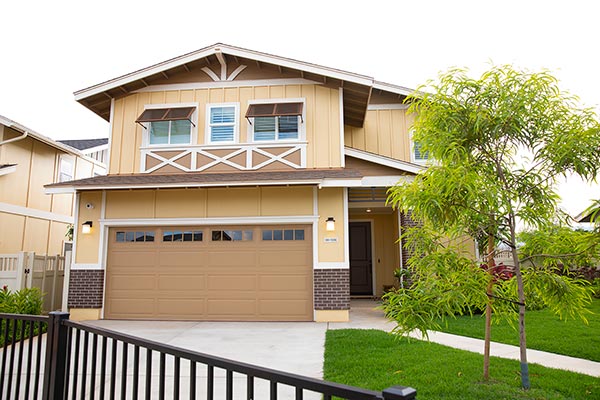 image of residential steel garage by Raynor