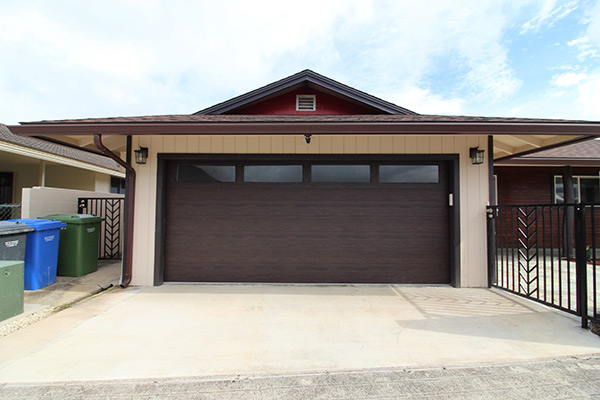 image of residential steel garage door by Raynor