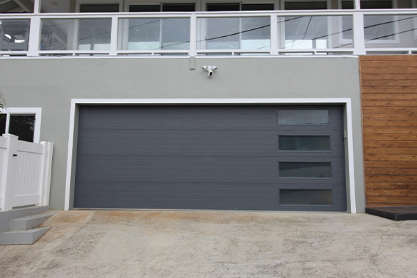 image of residential steel garage door by Raynor